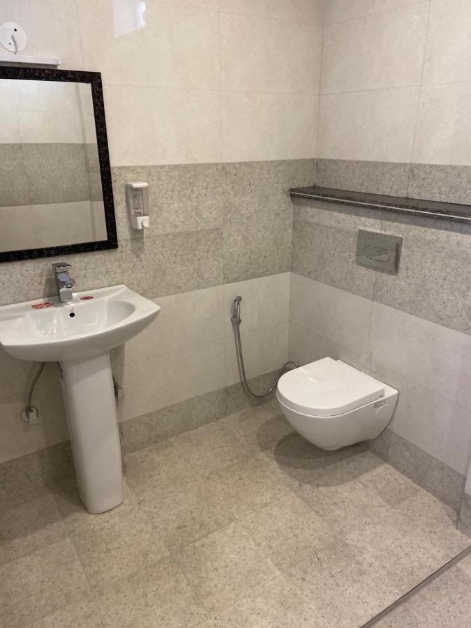 Hotel Tulsi Villa Dehradún Kültér fotó